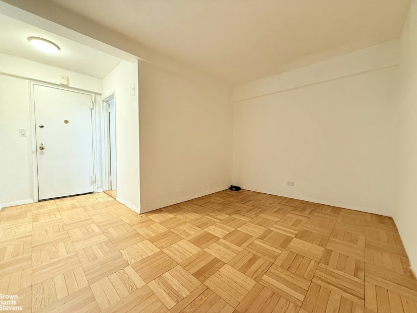 wide photo
