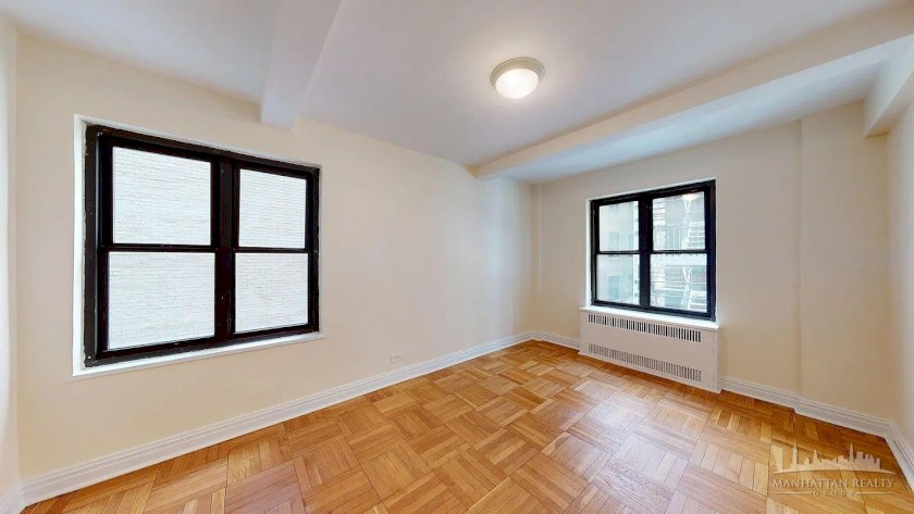 wide photo