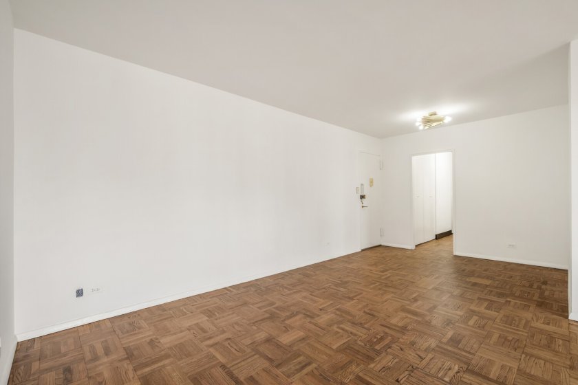 wide photo