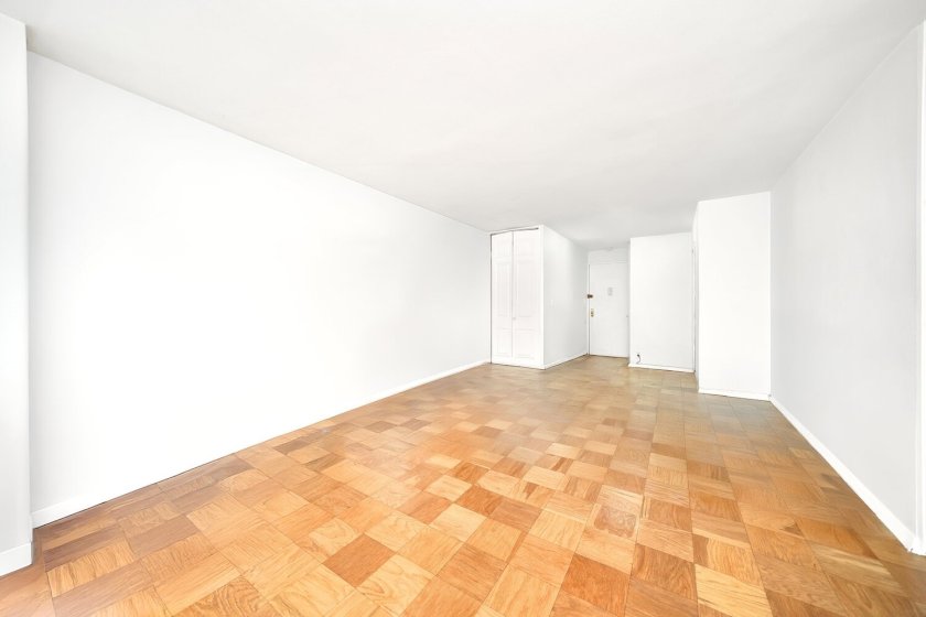wide photo
