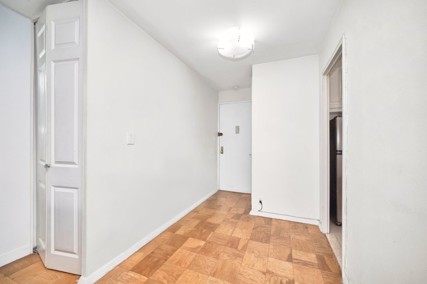 wide photo