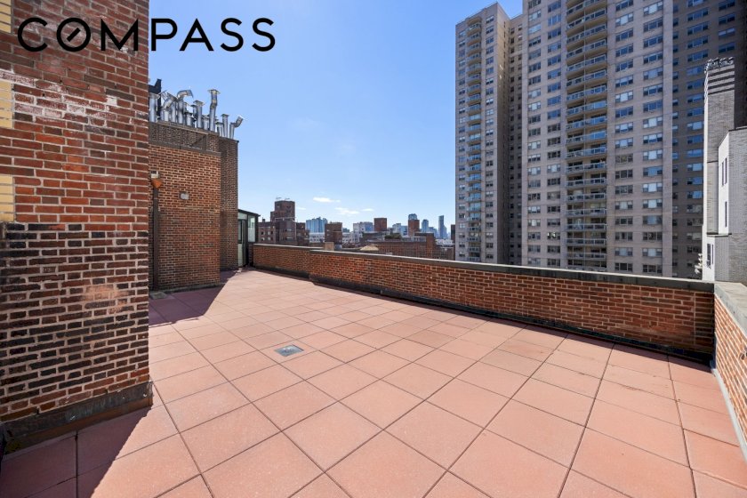 wide photo