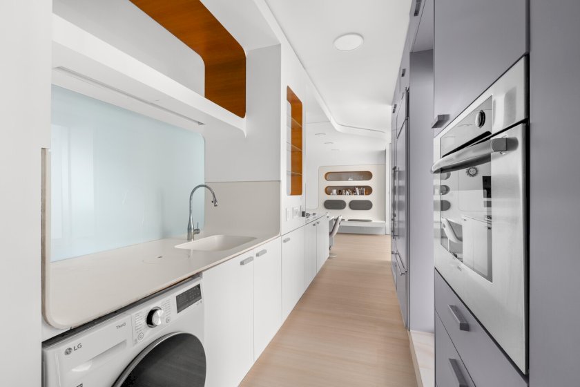 wide photo