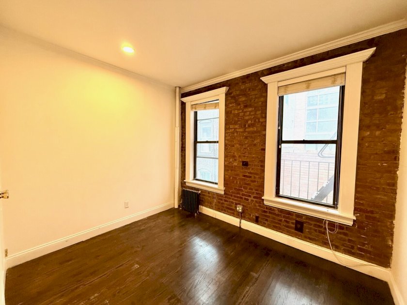 wide photo