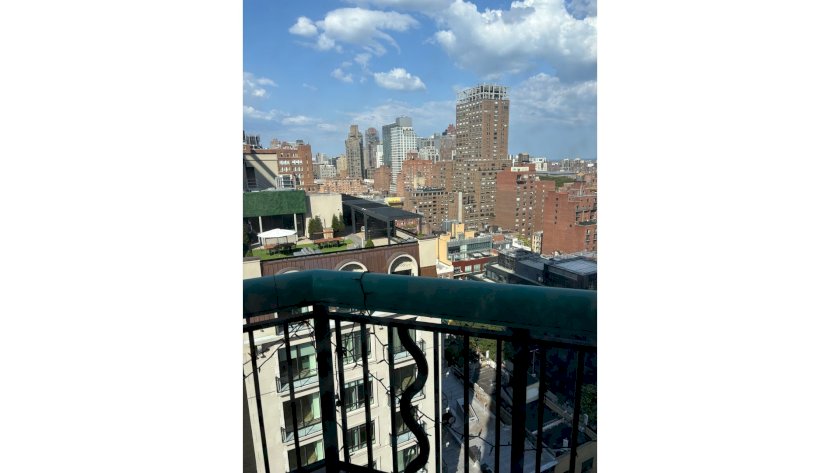 wide photo