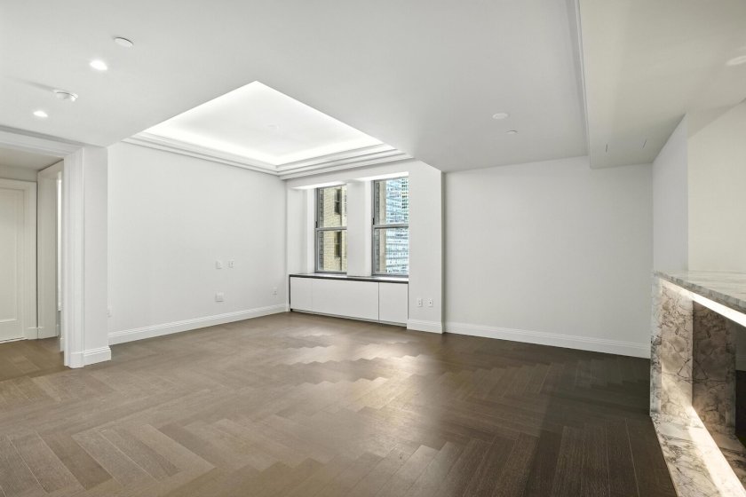 wide photo