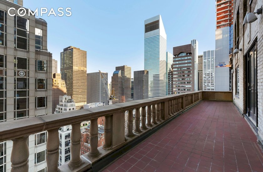 wide photo