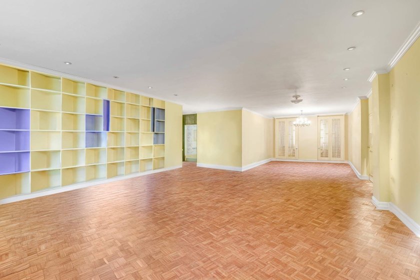 wide photo