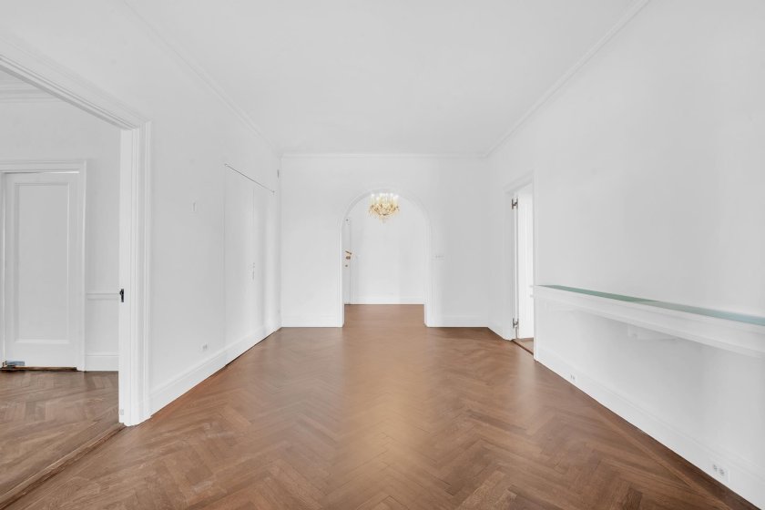 wide photo