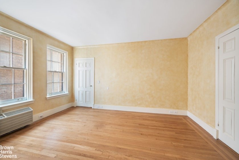 wide photo