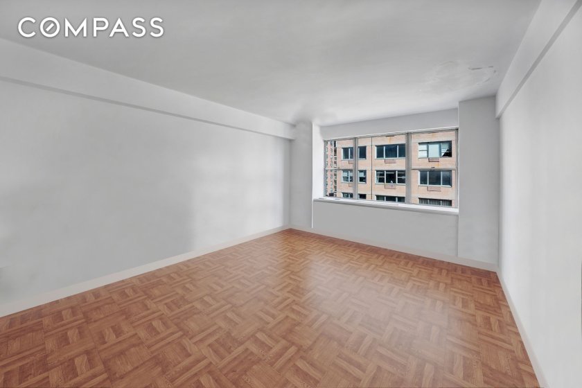 wide photo