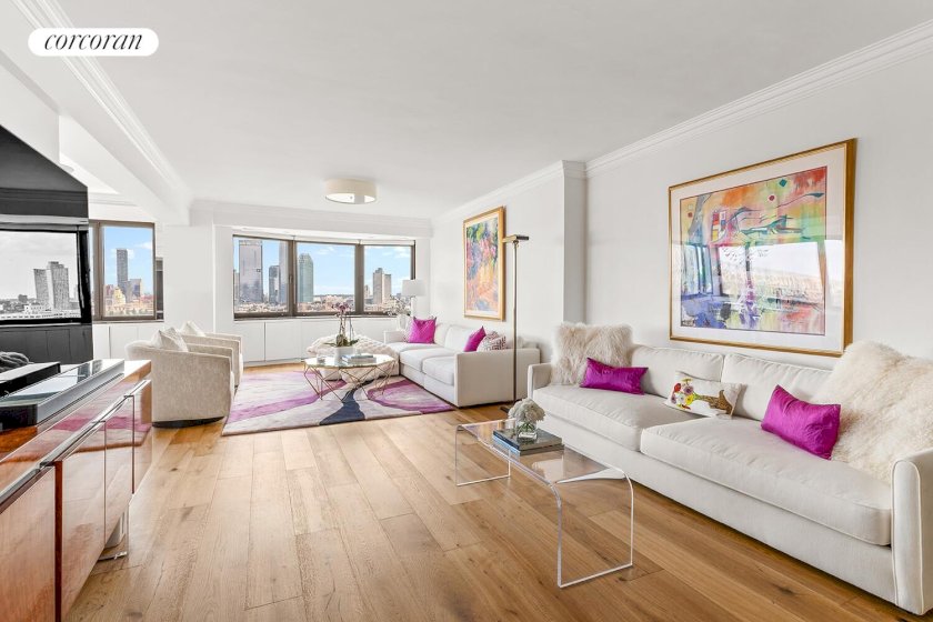 wide photo