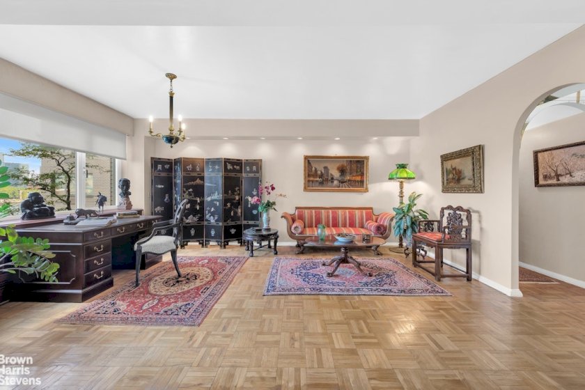 wide photo