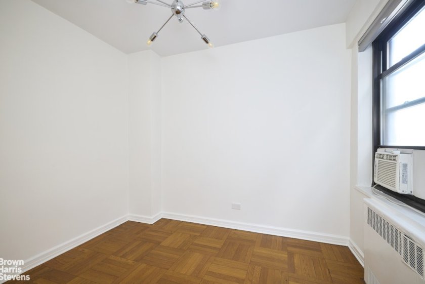 wide photo
