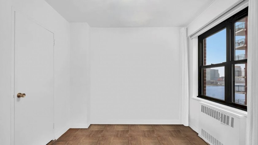wide photo