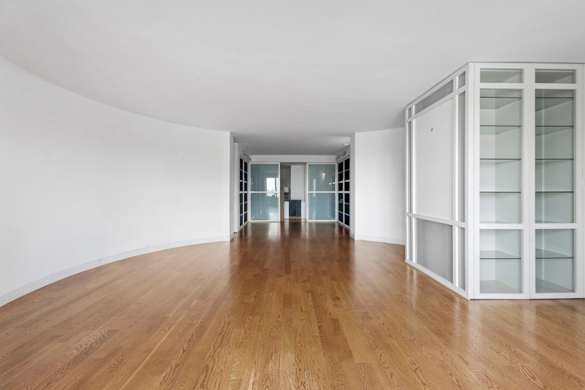 wide photo