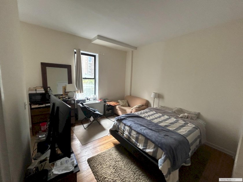 wide photo