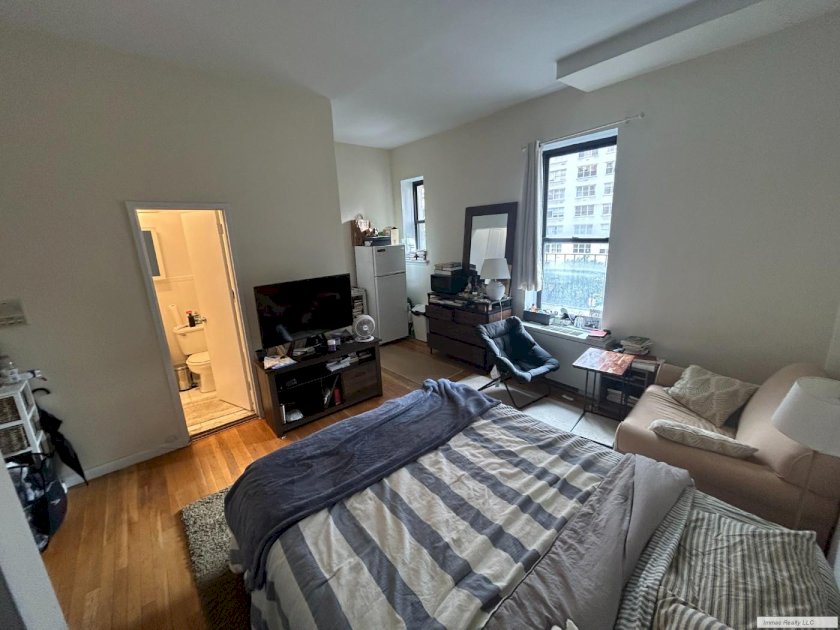 wide photo