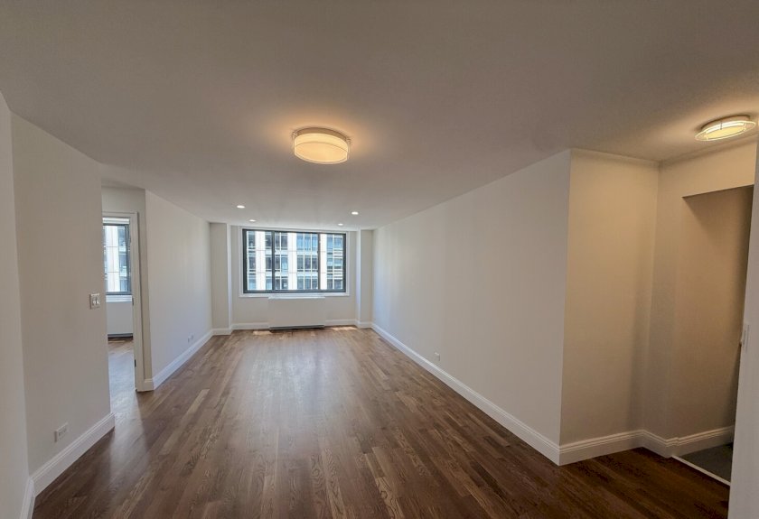 wide photo