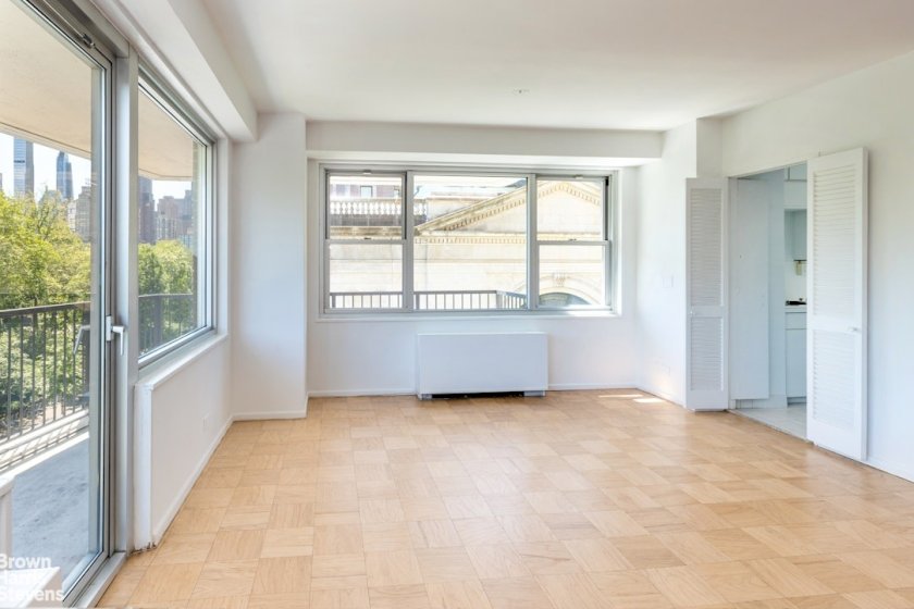 wide photo