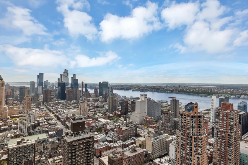 wide photo
