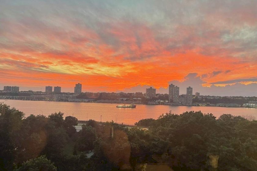 wide photo