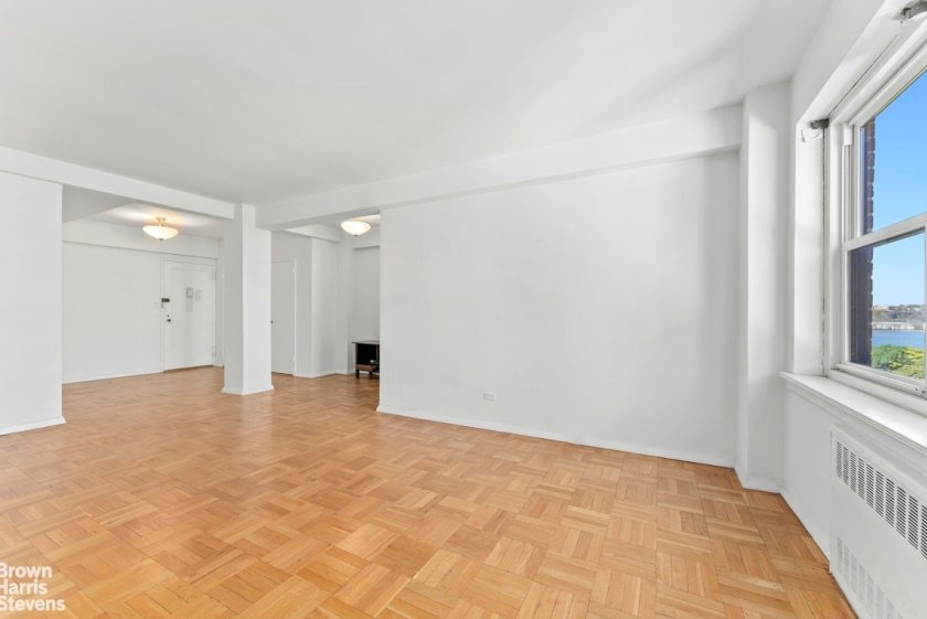 wide photo