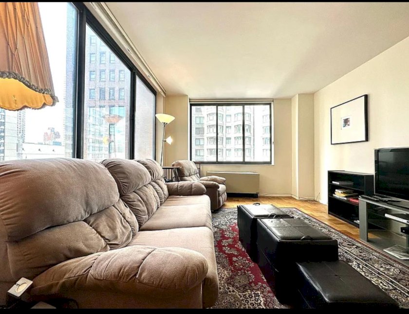 wide photo