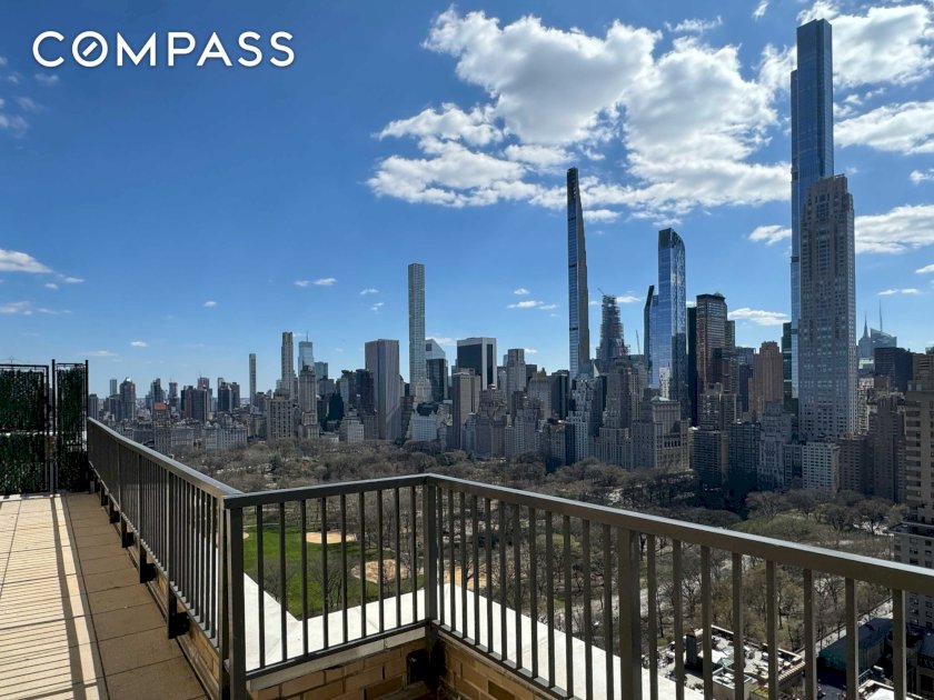 wide photo