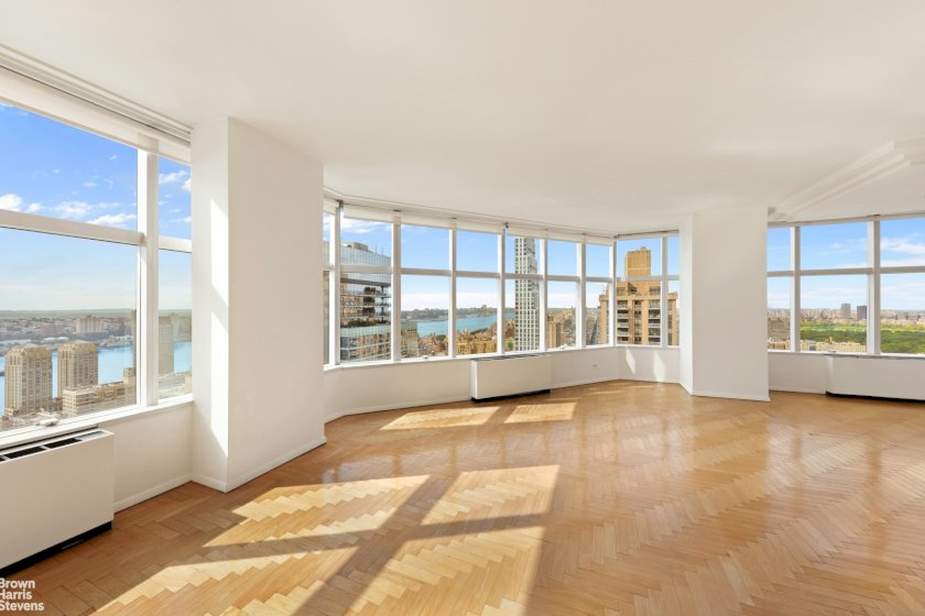 wide photo