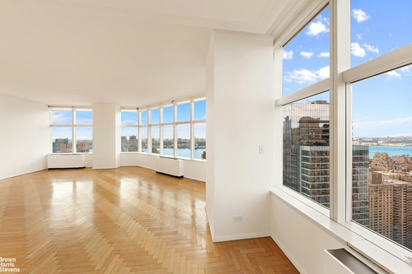 wide photo