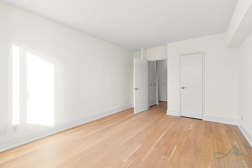 wide photo