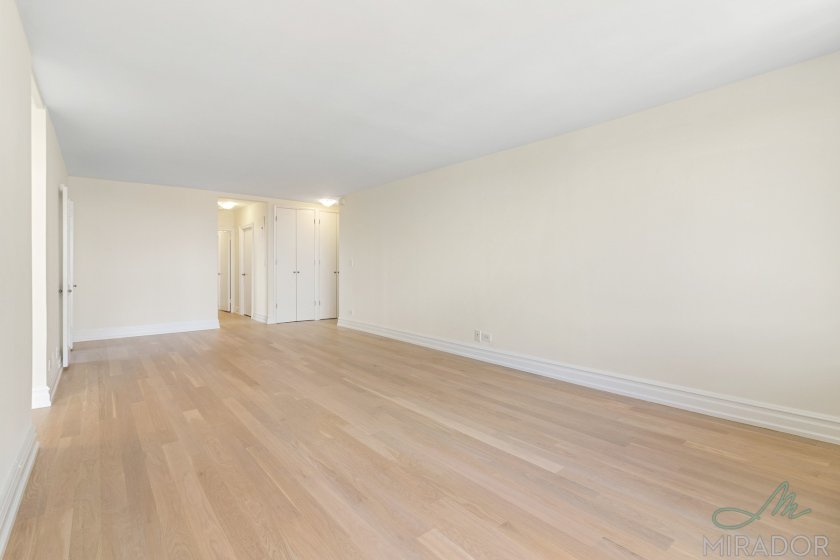 wide photo