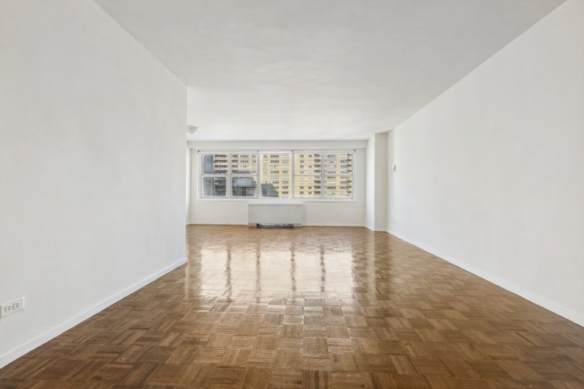 wide photo