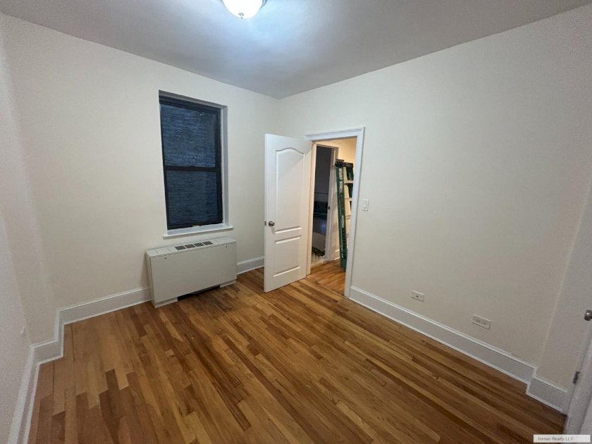 wide photo