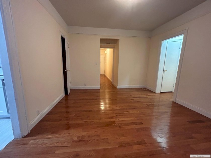 wide photo