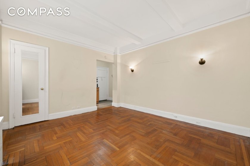 wide photo