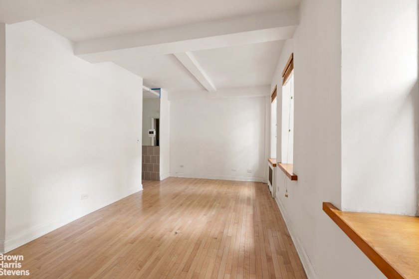wide photo