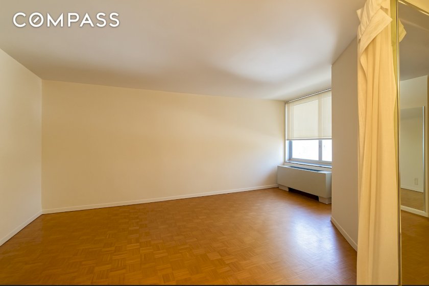 wide photo