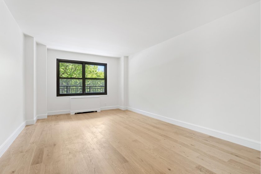 wide photo