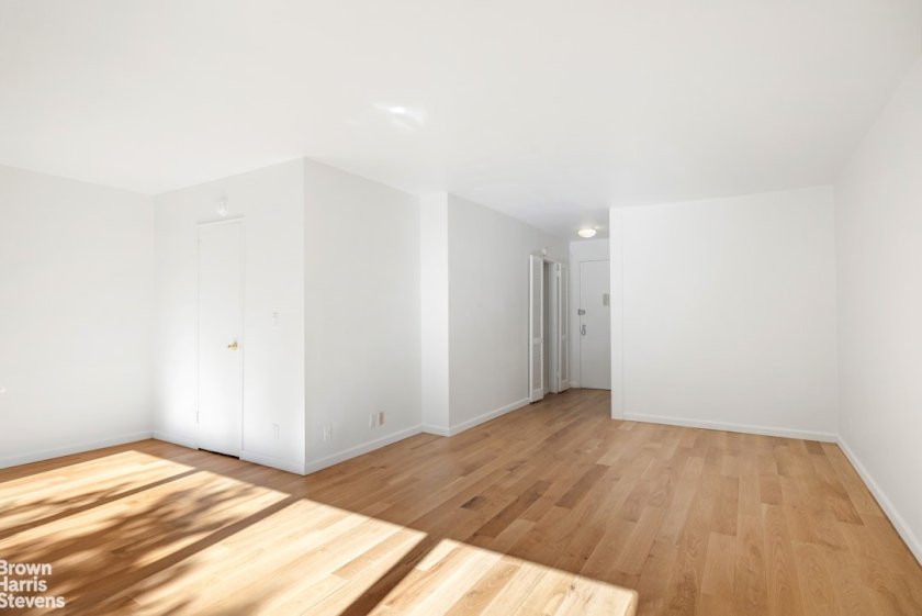 wide photo
