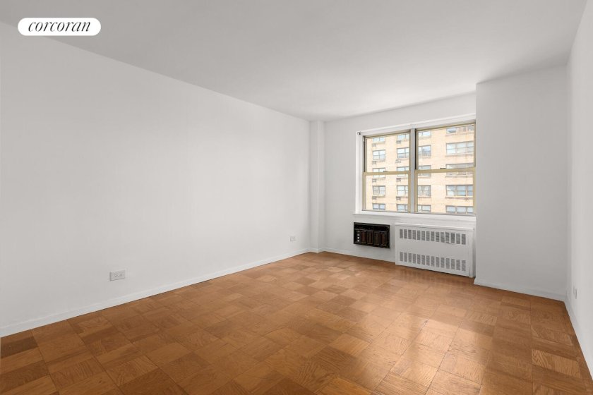 wide photo