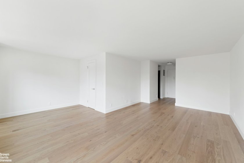 wide photo