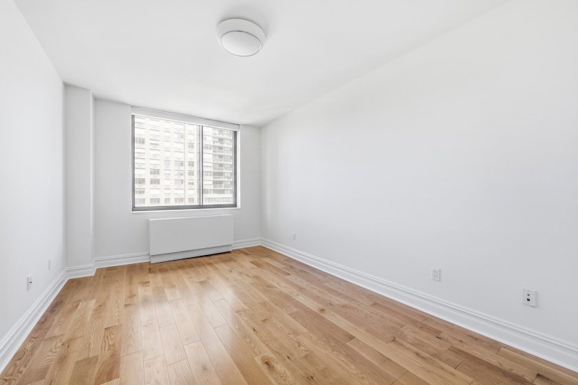 wide photo