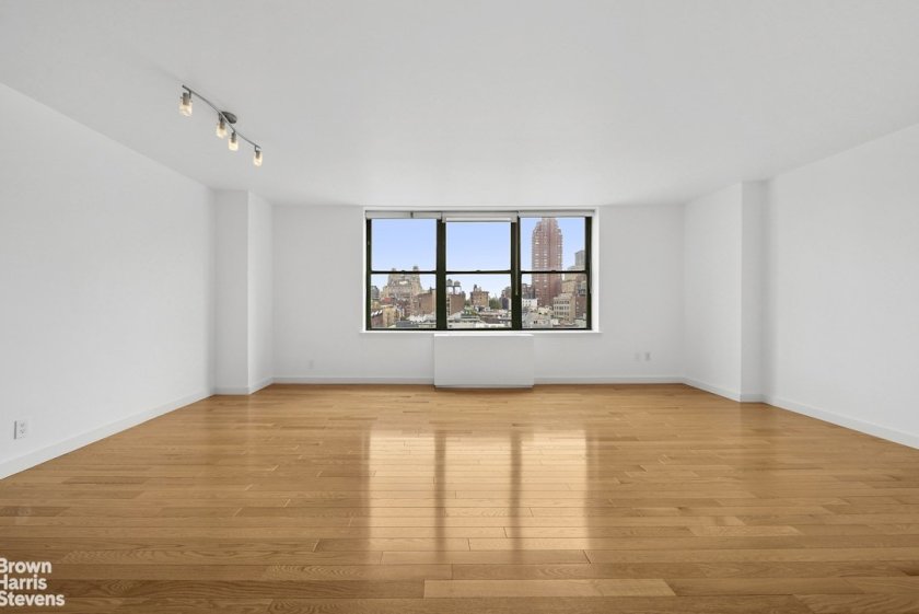wide photo