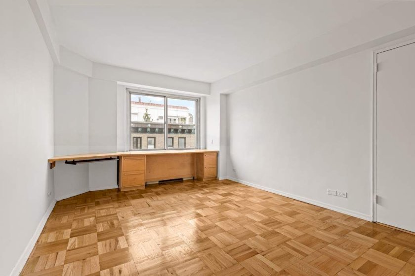 wide photo
