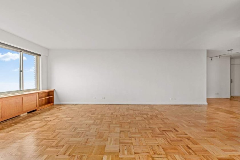 wide photo