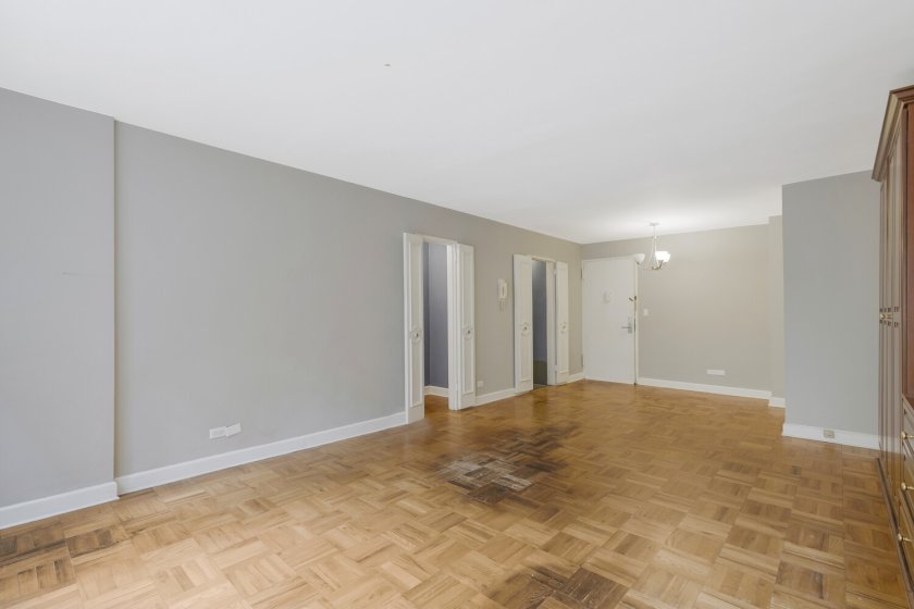 wide photo