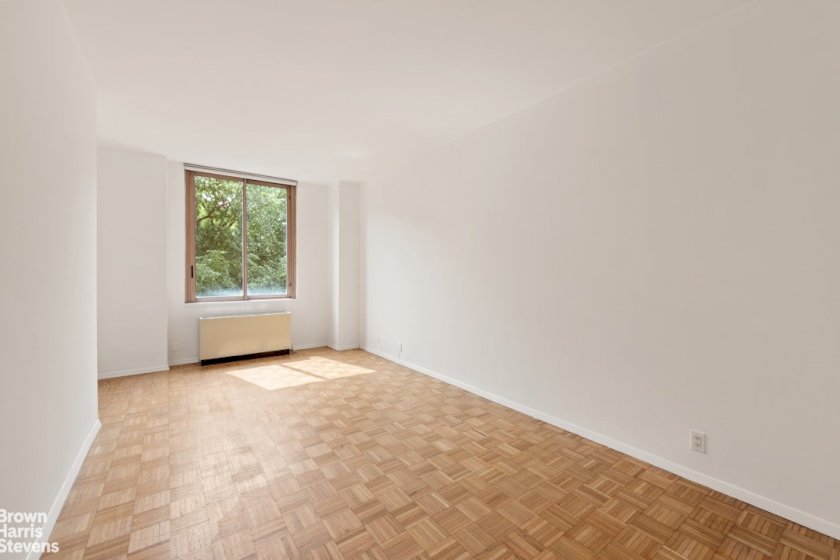 wide photo