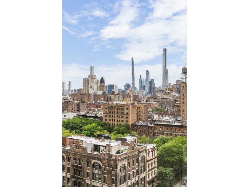 wide photo